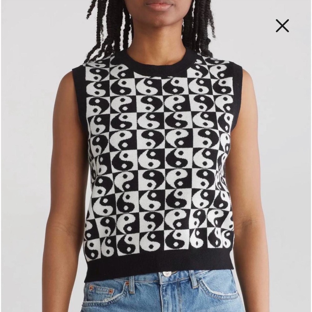 Ying Yang Knit Sweater